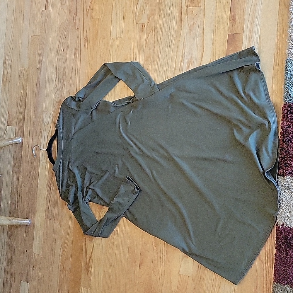 Long Sleeve Green Dress
